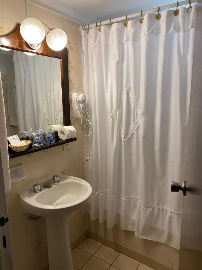 Twin Room with City View