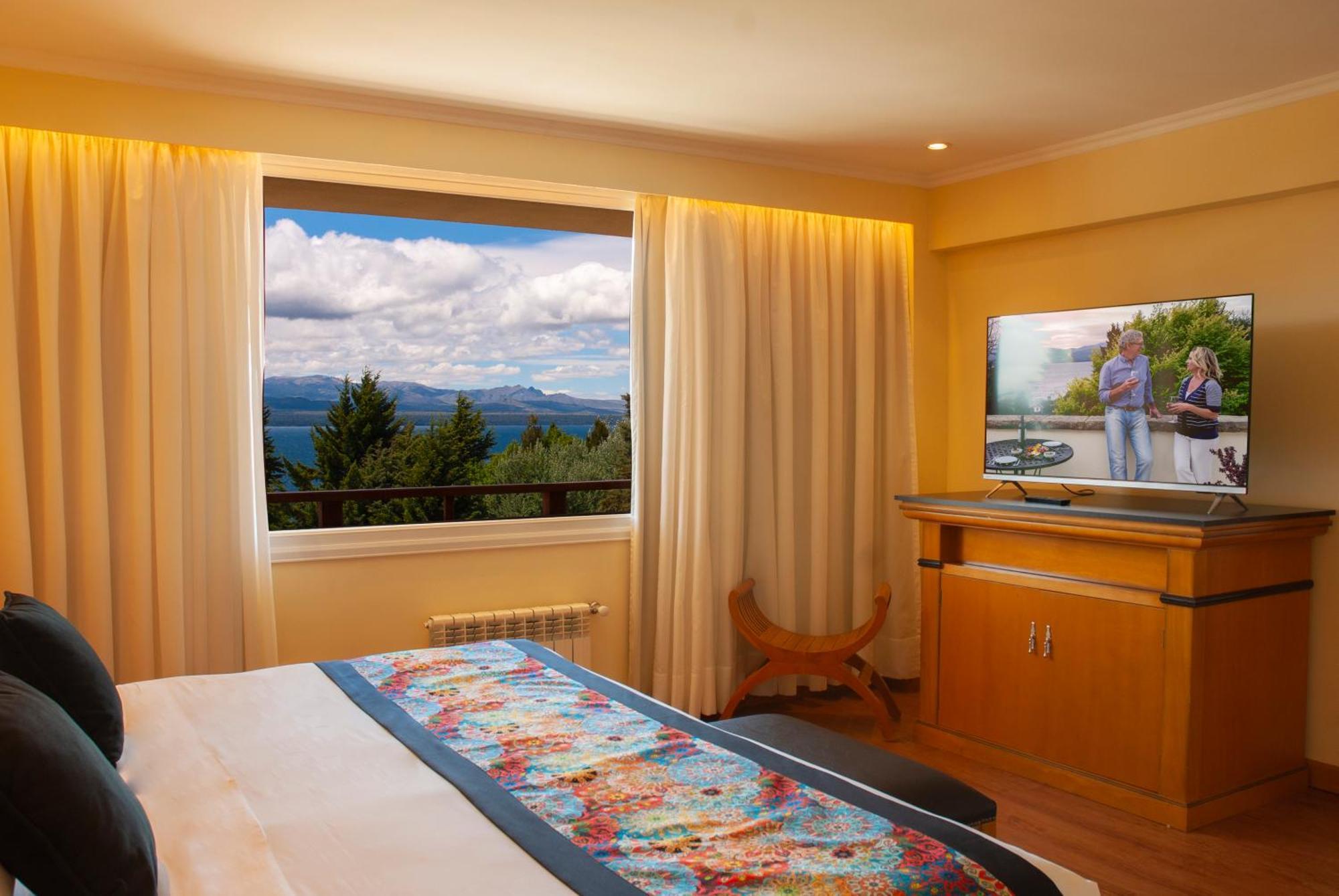 Suite Lake View,1588056484:JPEG
