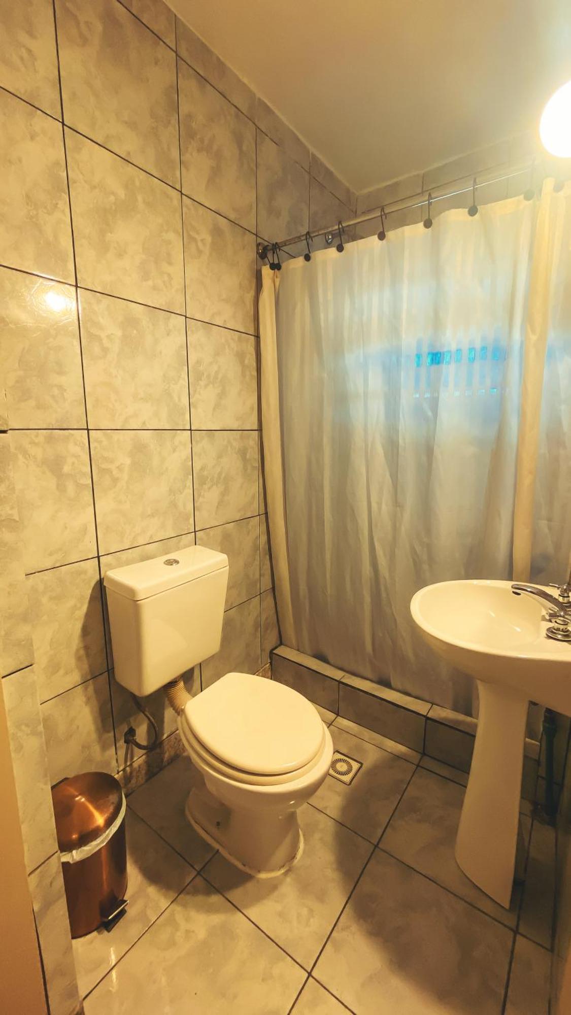 Single Bed in 4-Bed Dormitory Room with Private Bathroom