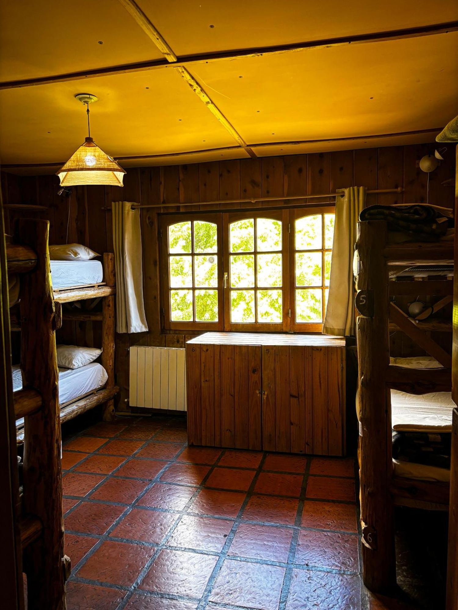 Cama de Solteiro em Dormitório Misto