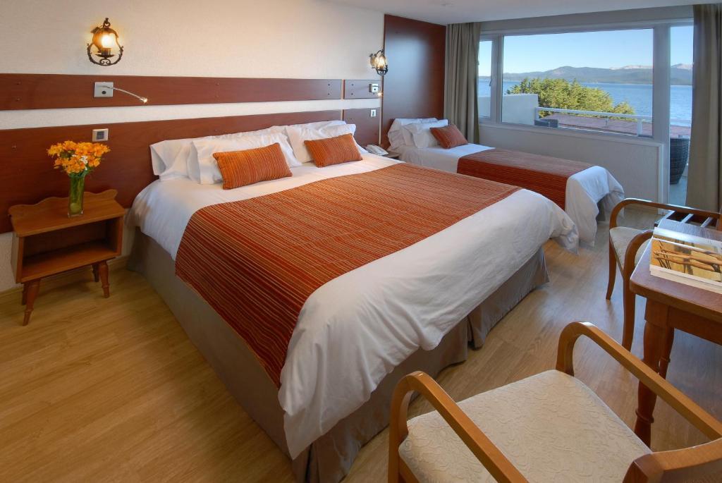 Triple Room with Lake View,63326500:JPEG