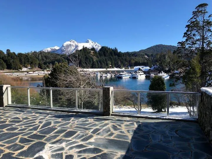 Hermosa Casa Con Vista Al Lago-1