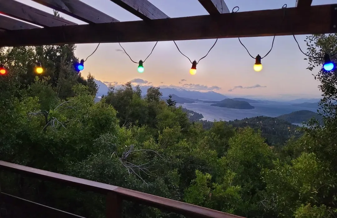 Cabaña de montaña en Cerro Otto con increible Vista al Lago-1