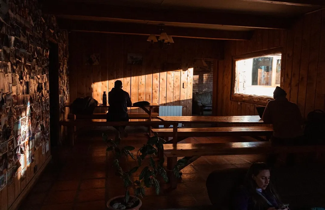 Periko'S Youth Hostel-1