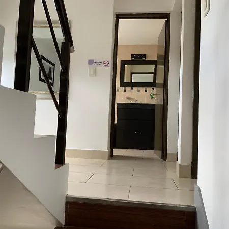 Excepcional Departamento Completo, 3 Pisos Y 3 Dormitorios-3