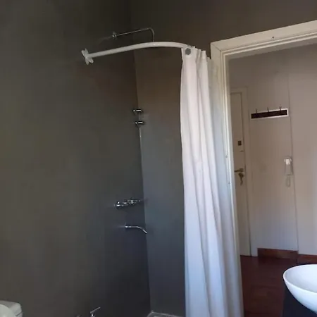 Mitre Suite-3