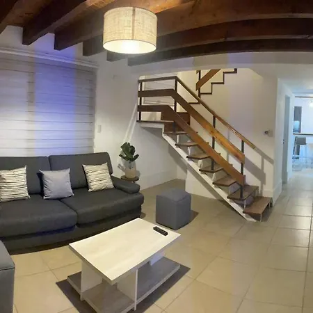 Hermoso Duplex Excelente Ubicacion Con Cochera-2