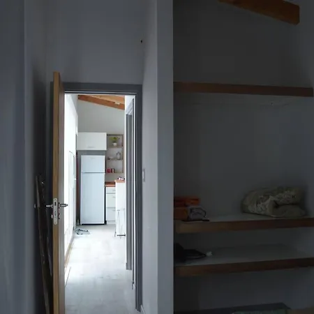 Casita Luminosa En El Centro De Bariloche!-3