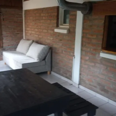 Un Buen Chalet En Pleno Centro-3
