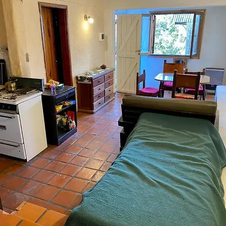 Departamento Independiente Con Jardin. Melipal-3
