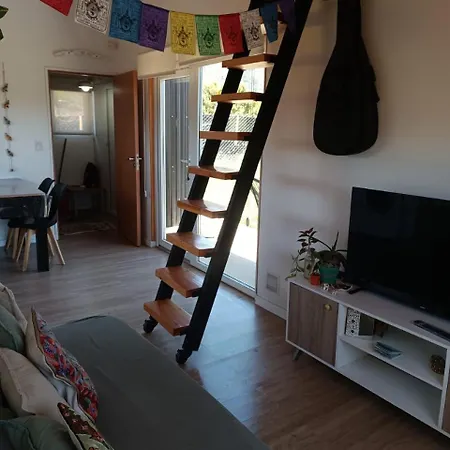 Acogedora Casa Con Increible Vista!-3