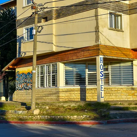 Hostel Arrayan Bariloche-2