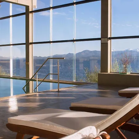 Alma Del Lago Suites & Spa-3