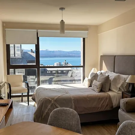 Urbana Suites&Studios 440-2