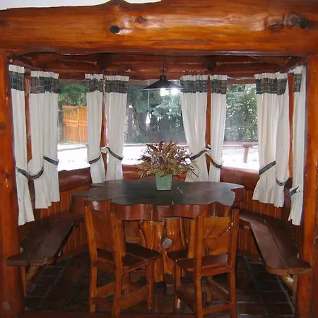 Ayres del Lago-2