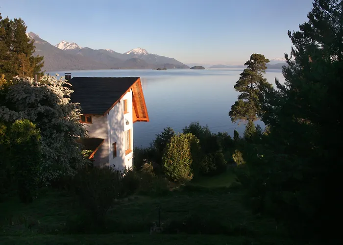 La Sirenuse Lake Suites San Carlos de Bariloche - un Hotel de 4 estrellas